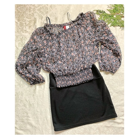 NEW H&M blouse peasant style Floral blouse Size S - Picture 3 of 5